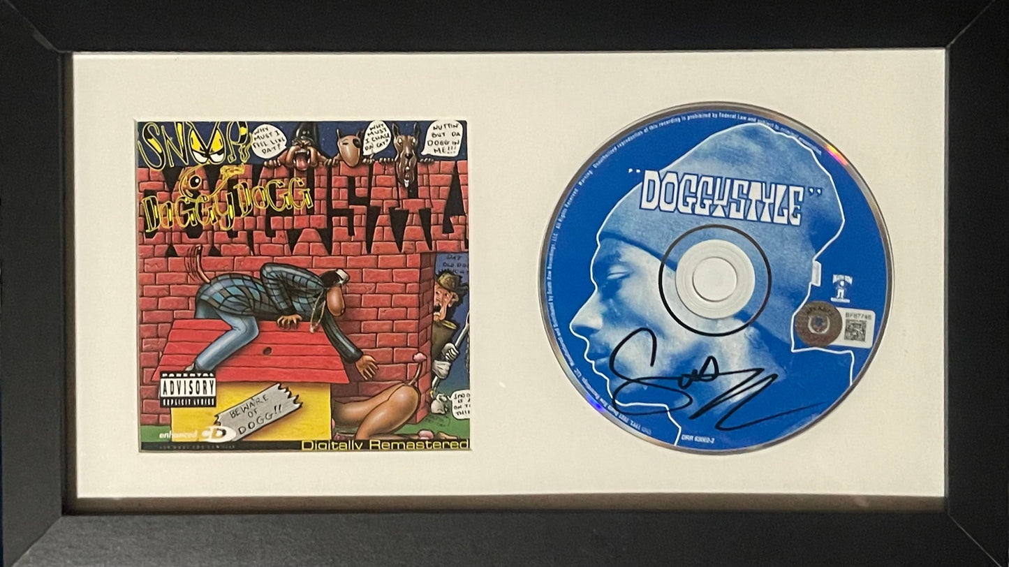 Autographed by Snoop Doggy dogg 🔥 Framed Signed 1993 Snoop Dogg Doggystyle CD Framed with Album Cover Beckett Authenticated ✅